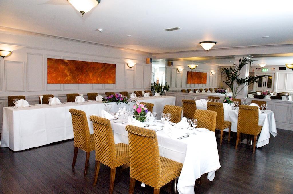 Abberley Court Hotel Тала Экстерьер фото